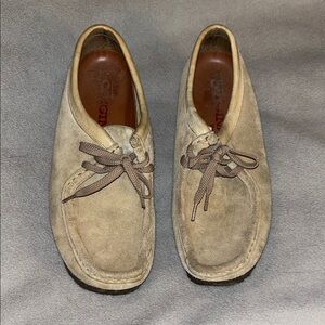 Clarks Women's Originale Wallabee